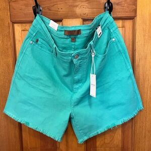 JudyBlue Garment Dyed Fray Hem Shorts 3xl